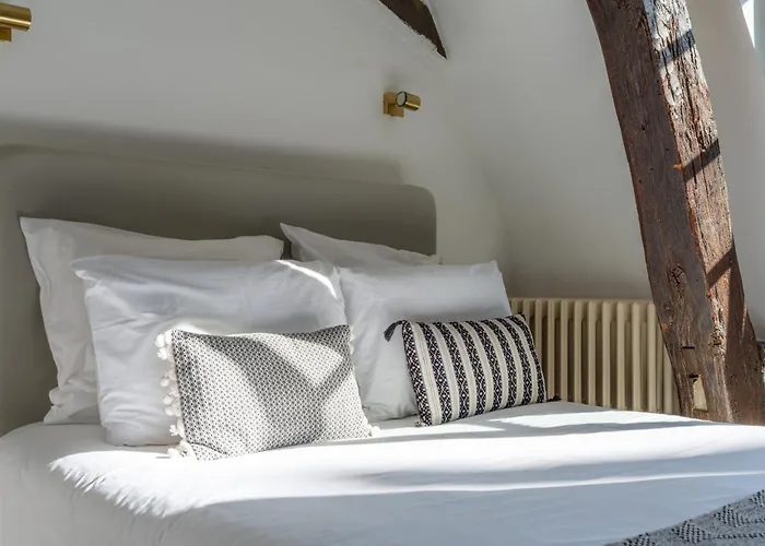 Apartment Le Nid De La Colombe - By Prestiplace *